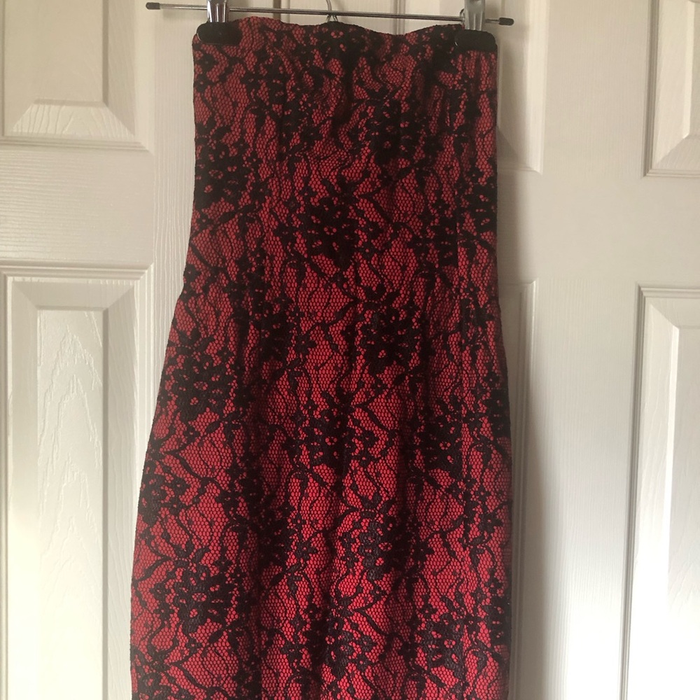 Brand New, NWT! Strapless Dress, Size 6, Back Zip. FRENCH CONNECTION, Beautiful!